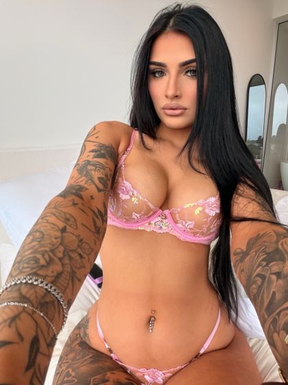 badbrunetteex OnlyFans picture