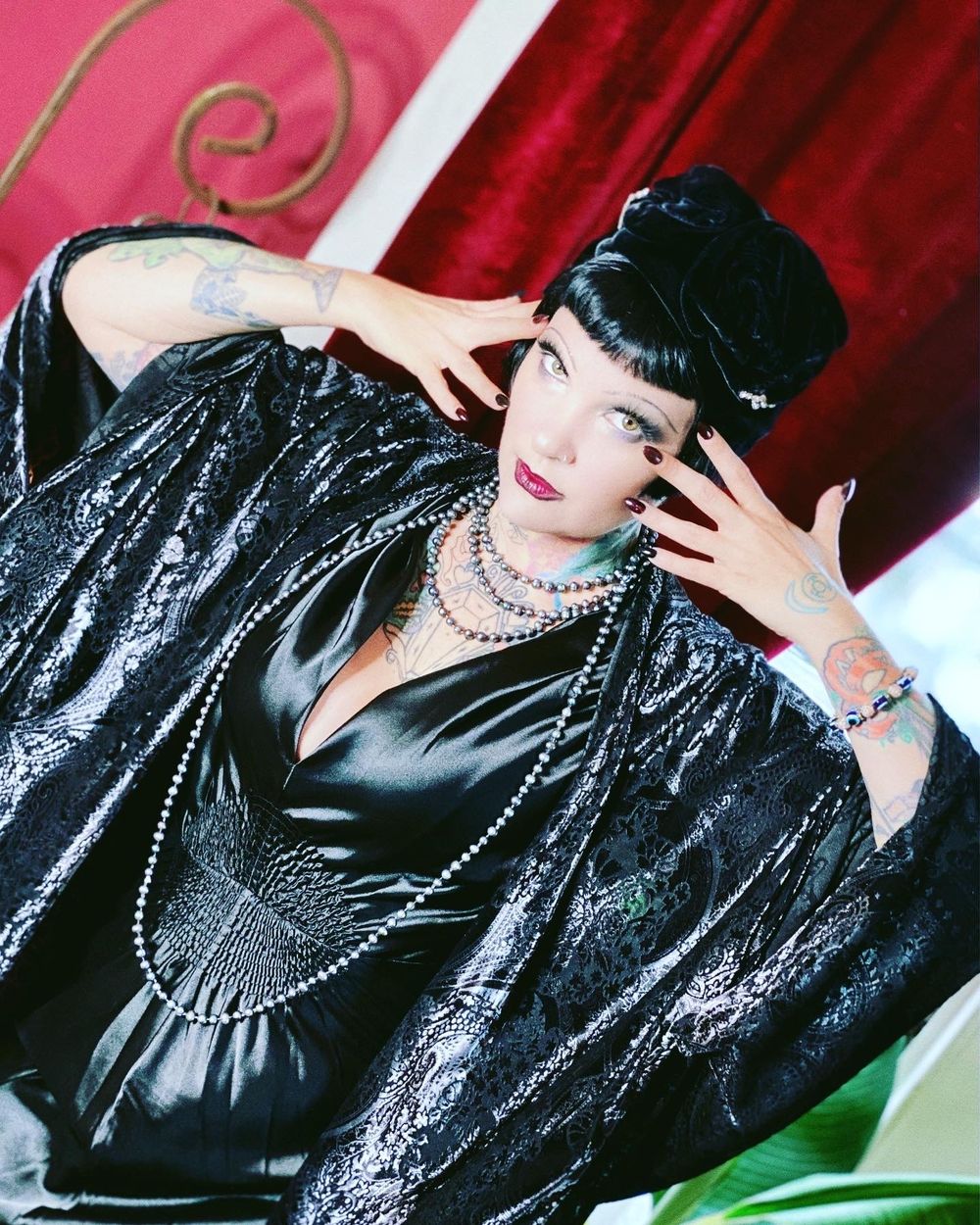 madamebische OnlyFans profile picture