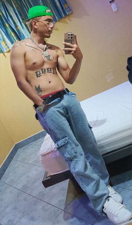 elpotro24cm OnlyFans picture