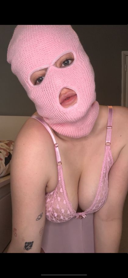 thatthickbalaclavachick OnlyFans picture