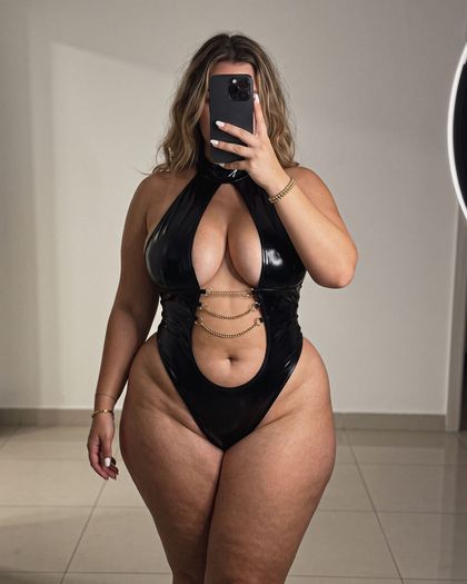 curvygirlteam OnlyFans picture
