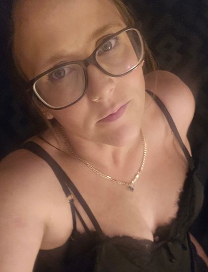 lozzalovefree87 OnlyFans picture