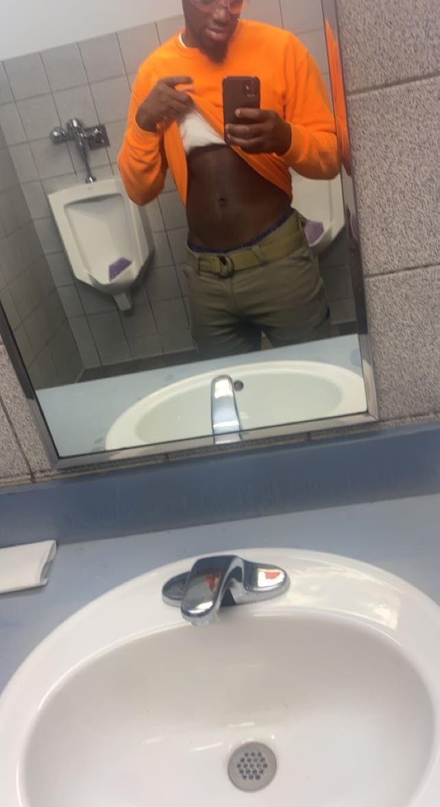 lovesuts247 OnlyFans profile picture