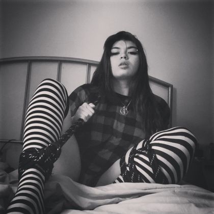 allyamari02 OnlyFans picture
