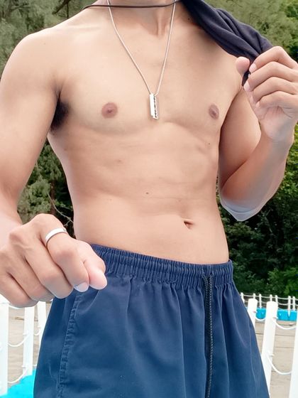u240519685 OnlyFans picture