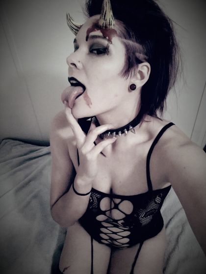 shi_luna OnlyFans picture