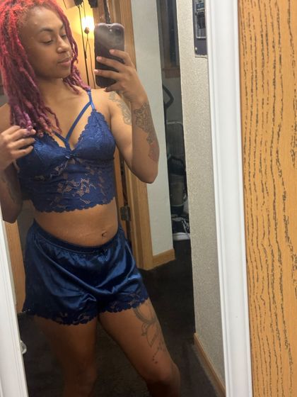 monroe19 OnlyFans picture