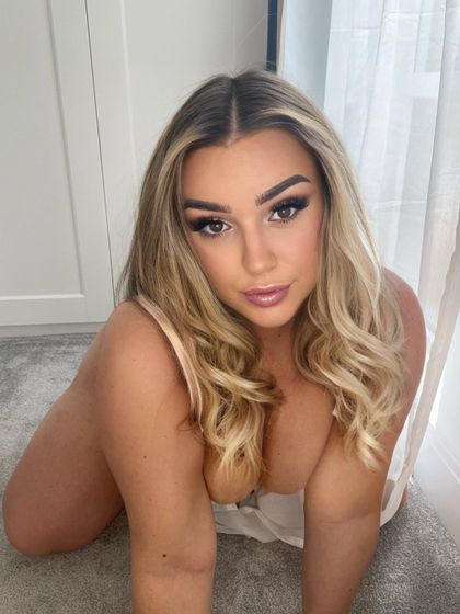 curvygirllou OnlyFans picture