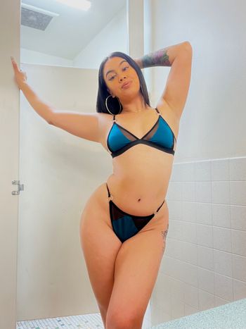 Bella Valentine