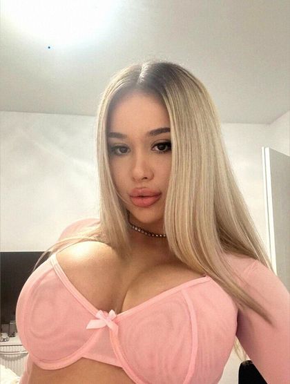 natashastar888 OnlyFans picture