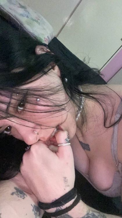 tattedandnaughtyy OnlyFans picture