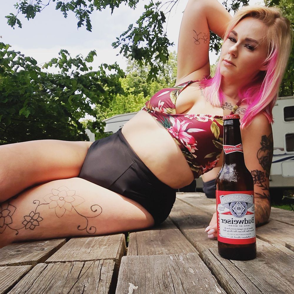 lovelylicks OnlyFans profile picture