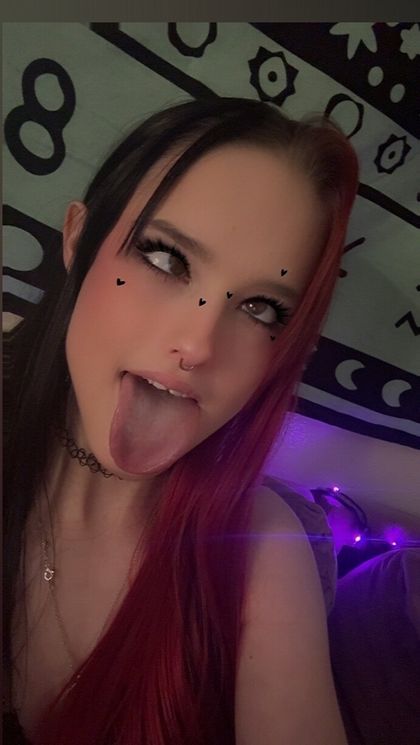 sn0wbunnie42069 OnlyFans picture