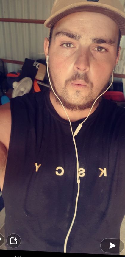 u70123896 OnlyFans picture