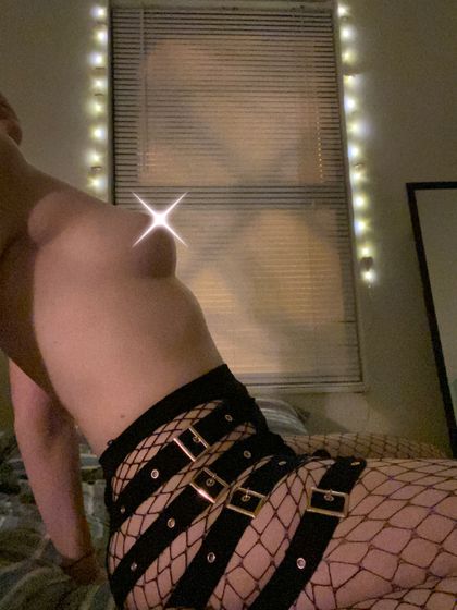usunbeehoney OnlyFans picture