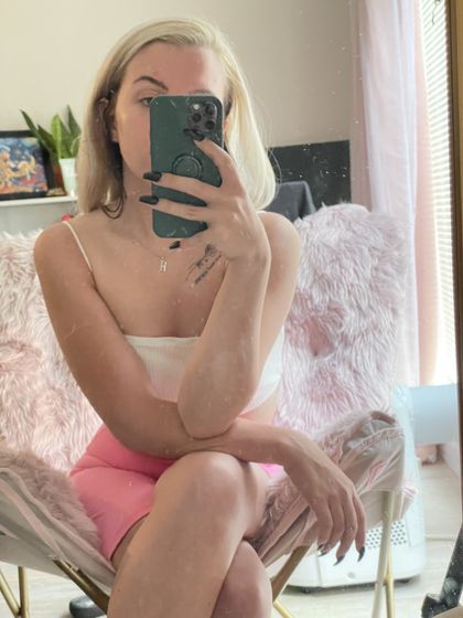lessdressedisbest OnlyFans picture