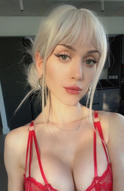 borntopeg OnlyFans picture