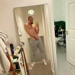 serveud OnlyFans picture