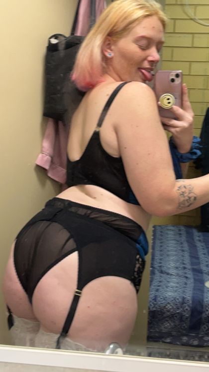 charch3203 OnlyFans picture