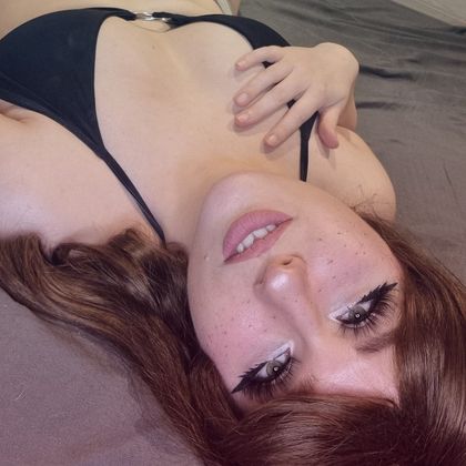 elle_has_boobies OnlyFans picture