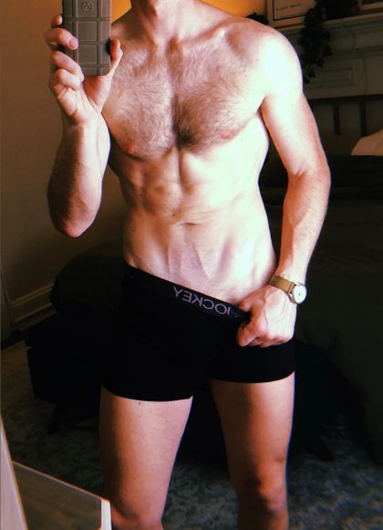 mainlyhands OnlyFans picture