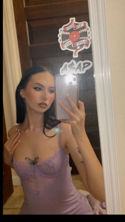 petitemummaxx OnlyFans picture
