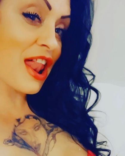 melanieblanche OnlyFans picture