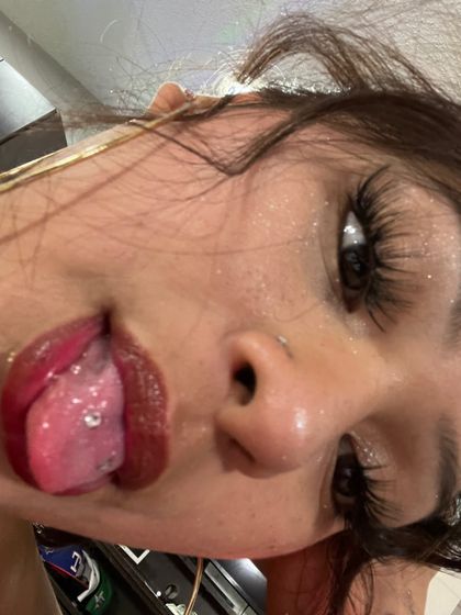 curiousebb2422 OnlyFans picture