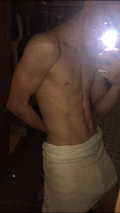 thelankybrit OnlyFans picture