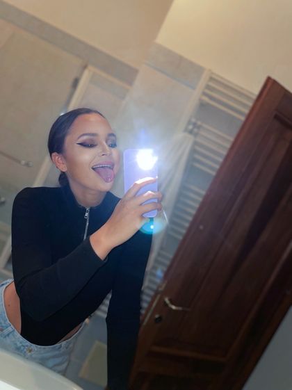 u179177973 OnlyFans picture