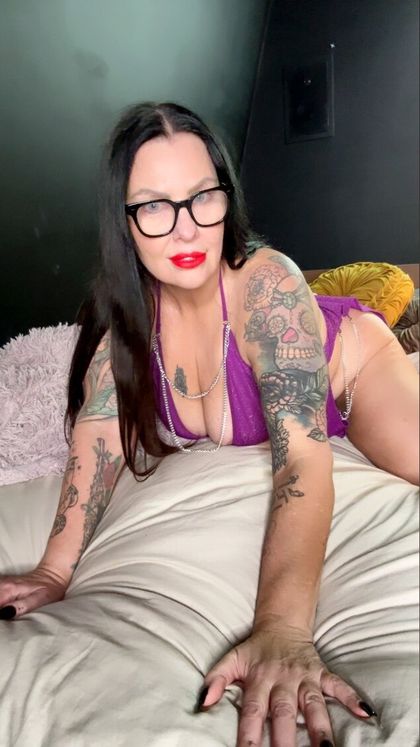 vipsaxanextdoor OnlyFans picture