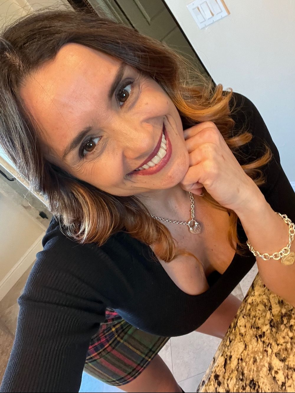 angelvixenmom OnlyFans profile picture