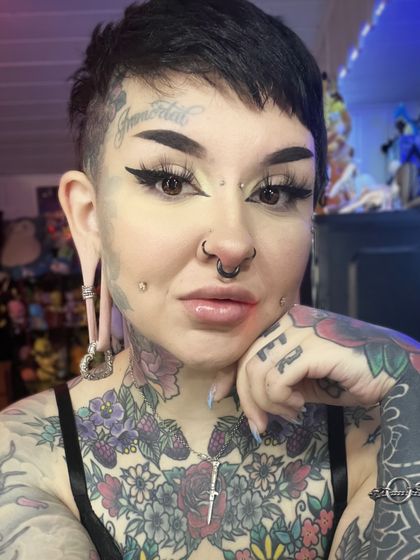 vileusagi OnlyFans picture