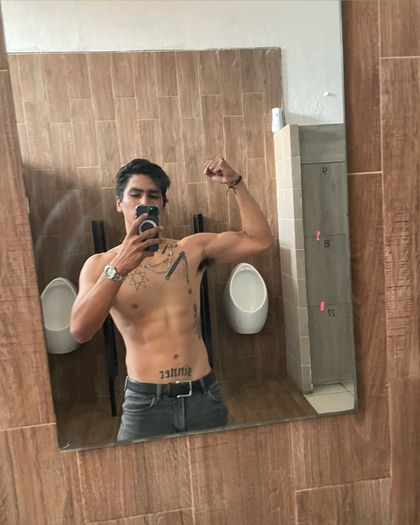 itsalexandermx OnlyFans picture