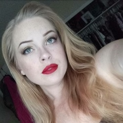 strawberrie420 OnlyFans picture