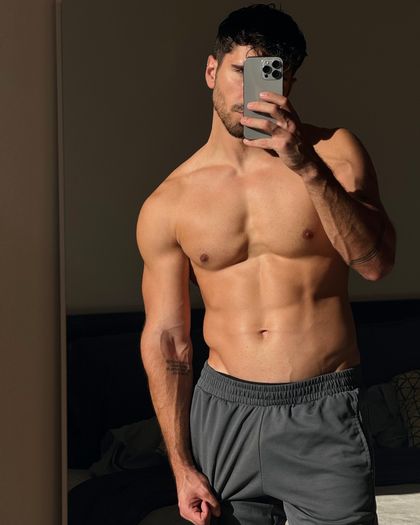 holaalexalex OnlyFans picture