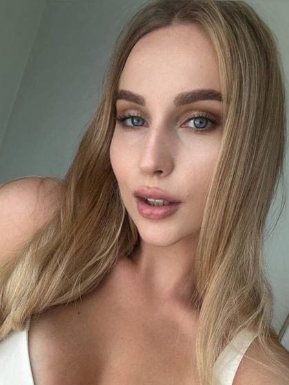 julia_sweetie OnlyFans picture