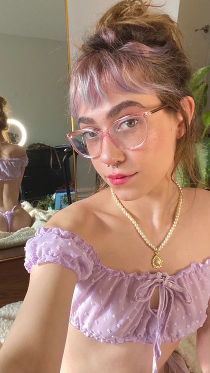 shades.of.violet OnlyFans picture