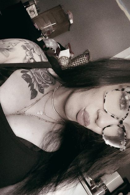 dreamgirl697 OnlyFans picture