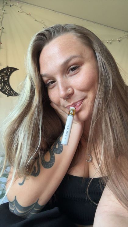 carolinebaskin OnlyFans picture