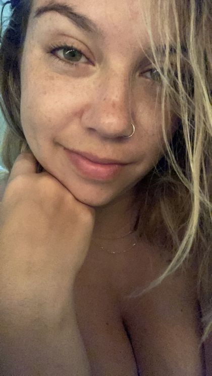 desireepeach OnlyFans picture