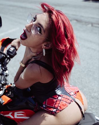 Jasmin carrera 69