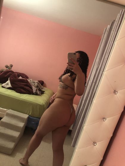 prettyasslizxx OnlyFans picture