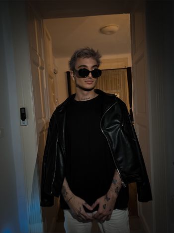 r_mark_1999