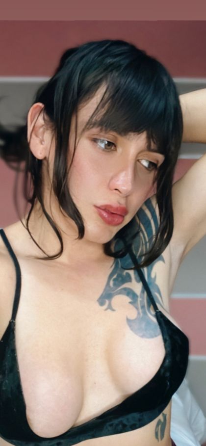 adeluna26 OnlyFans picture