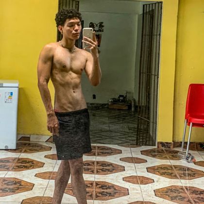arielzinhow OnlyFans picture