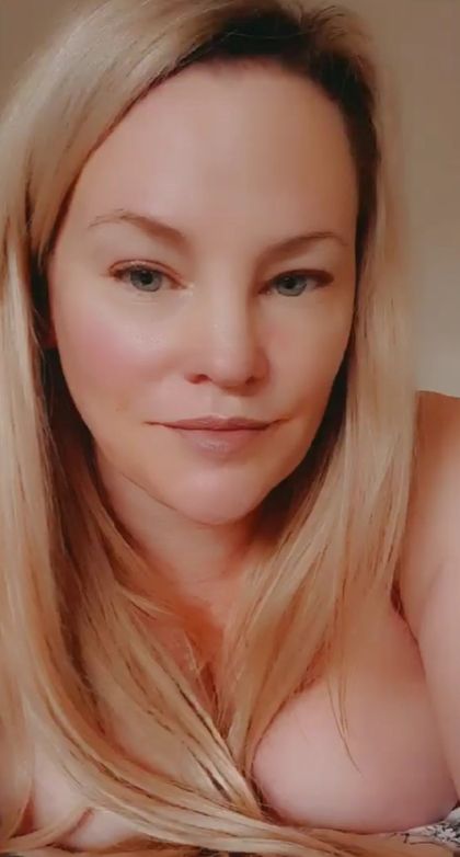 blondiiloxx OnlyFans picture