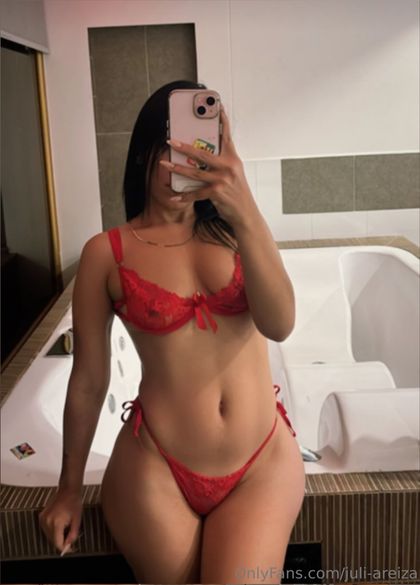 igloria OnlyFans picture