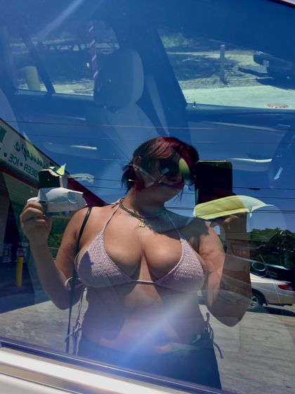 sarahsgonewilde OnlyFans picture