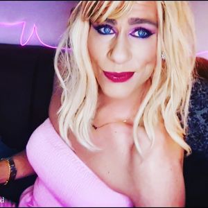 Amateur Images of Best OnlyFans Accounts, near Netherlands ...